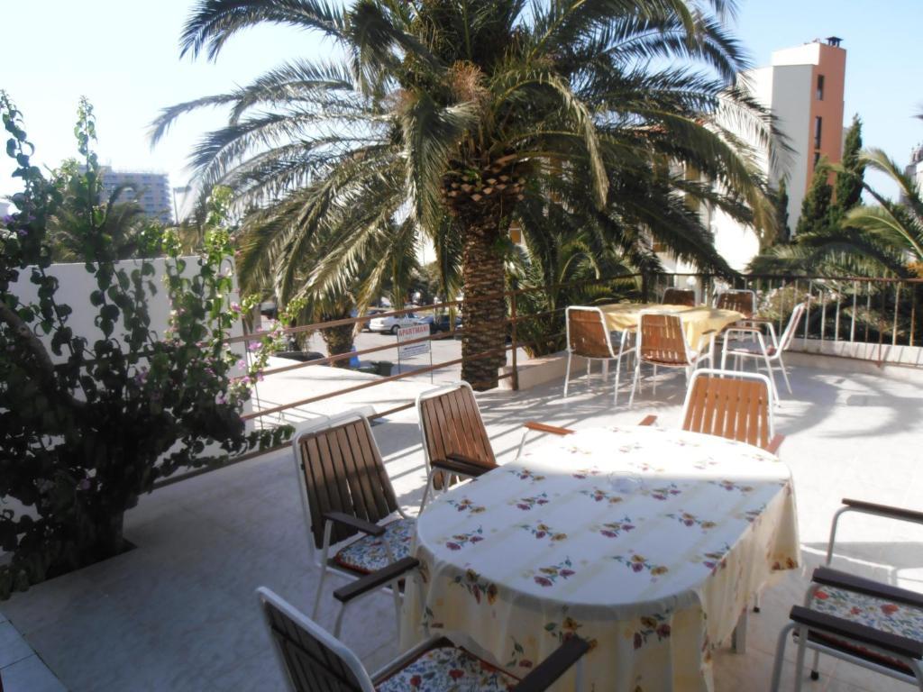 Apartments Kovacic Makarska Rom bilde