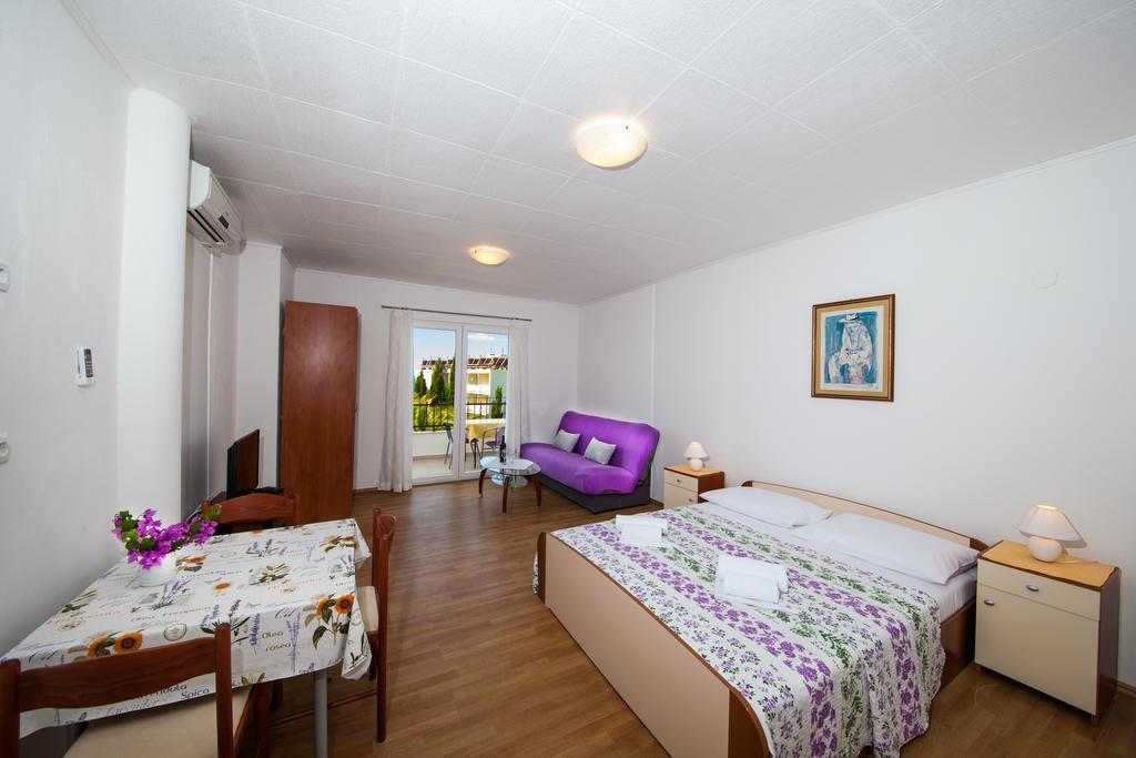 Apartments Kovacic Makarska Eksteriør bilde